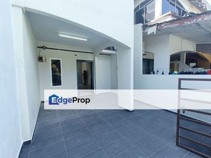 FACING PLAYGROUND RENOVATED Double Storey Taman Sri Gombak Fasa 10, Selangor, Batu Caves 