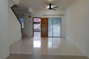 Jalan SP 6 @ Bandar Saujana Putra