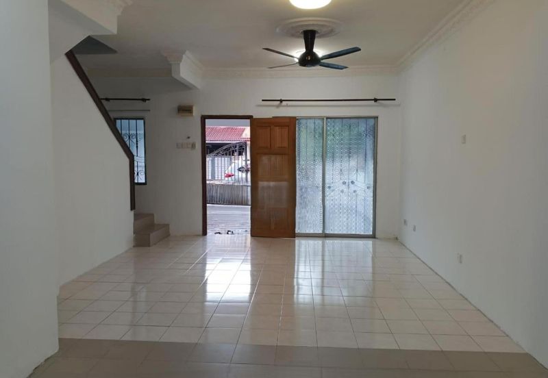 Jalan SP 6 @ Bandar Saujana Putra