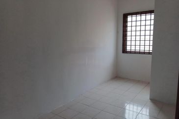 Jalan SP 6 @ Bandar Saujana Putra