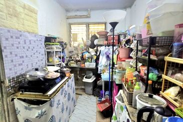 GROUND FLOOR Rose Apartment Bukit Indah Ampang