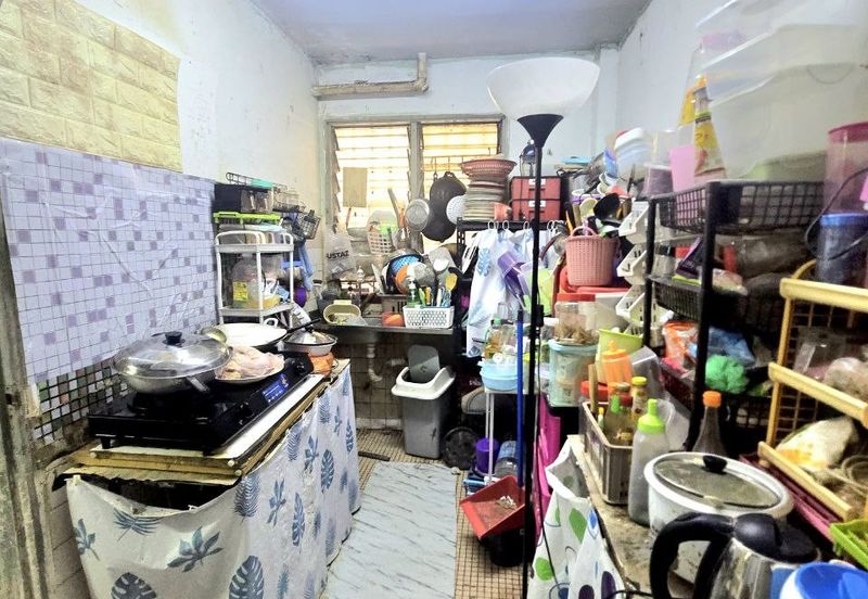 GROUND FLOOR Rose Apartment Bukit Indah Ampang