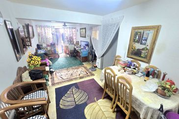 GROUND FLOOR Rose Apartment Bukit Indah Ampang