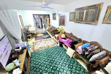 GROUND FLOOR Rose Apartment Bukit Indah Ampang