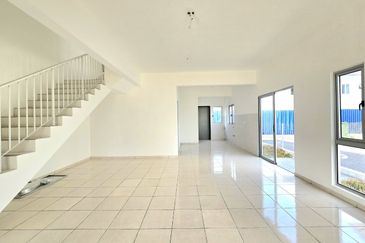 Bandar Baru Salak Tinggi