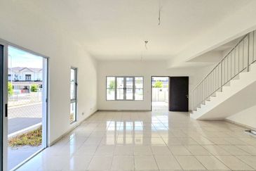 Bandar Baru Salak Tinggi