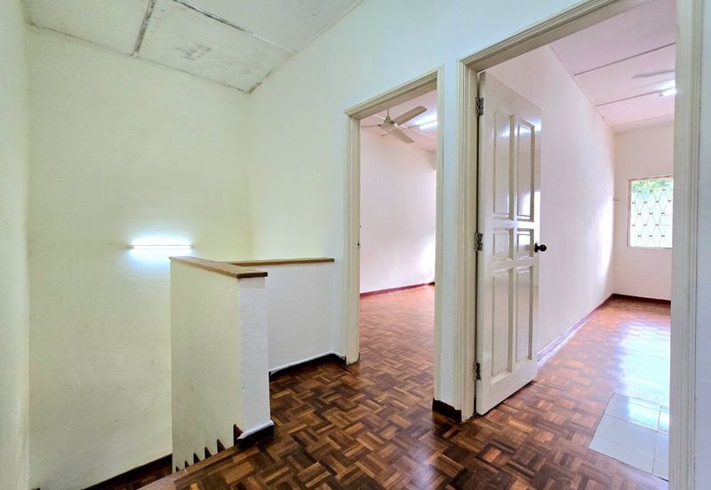 FACING OPEN & KITCHEN EXTENDED Double Storey Terrace Taman Mawar Ampang