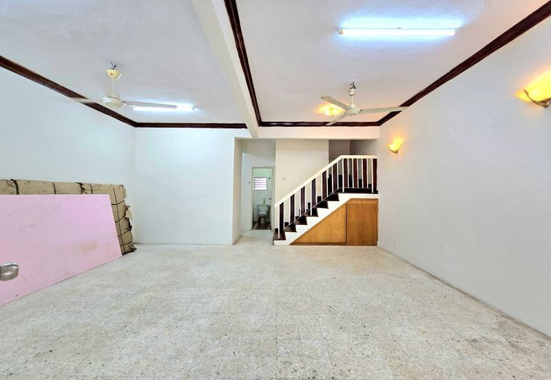 FACING OPEN & KITCHEN EXTENDED Double Storey Terrace Taman Mawar Ampang