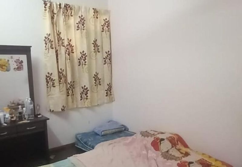 Taman Jujur, Sikamat