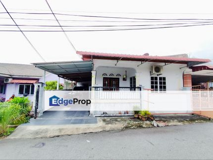 CANTIK Semi D Setingkat Taman Desa Ixora Senawang Dekat Surau, Negeri Sembilan, Seremban