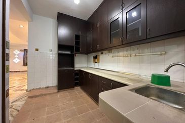 Taman Saujana Puchong