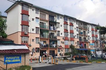 Putra Laksamana Apartment