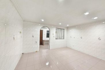 Bolton Industrial Park