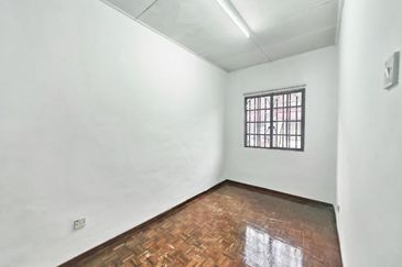 Bolton Industrial Park