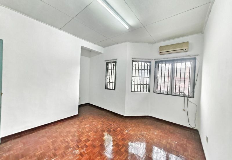 Bolton Industrial Park