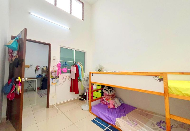 Taman Kiara Indah, Sikamat