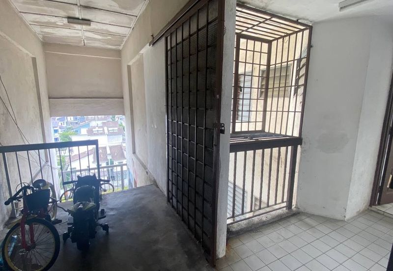 Flat Taman Bunga Negara