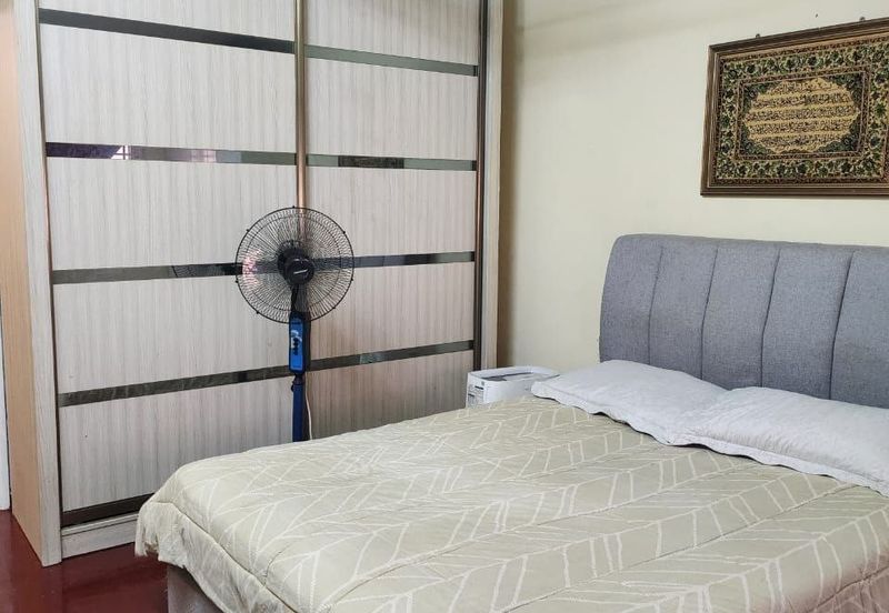 Pusat Bandar Putra Permai