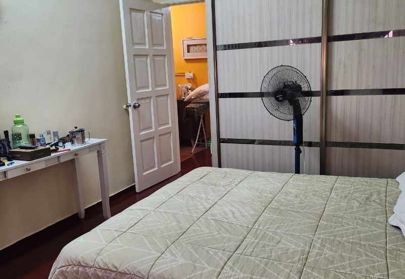 Pusat Bandar Putra Permai