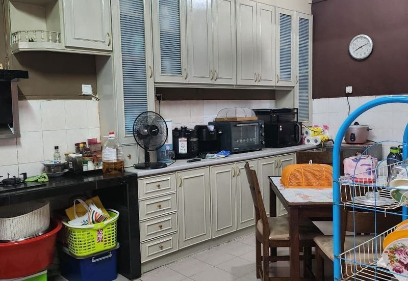 Pusat Bandar Putra Permai