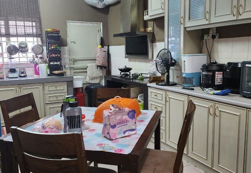 Pusat Bandar Putra Permai