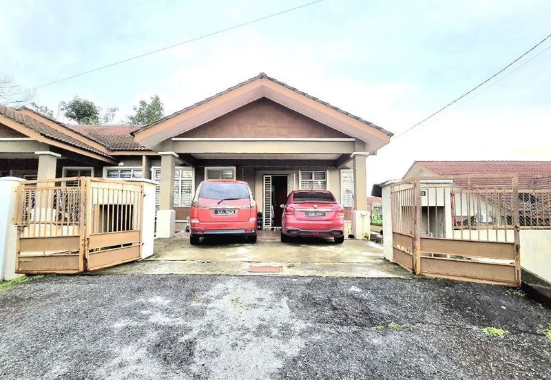 Taman Desa Bestari, Salak Tinggi