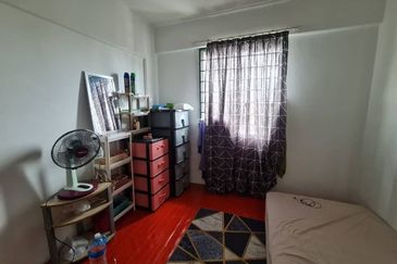 Pangsapuri Putra Harmoni, Precint 9