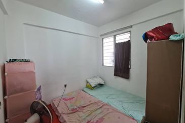 Pangsapuri Putra Harmoni, Precint 9