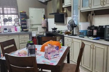 Pusat Bandar Putra Permai