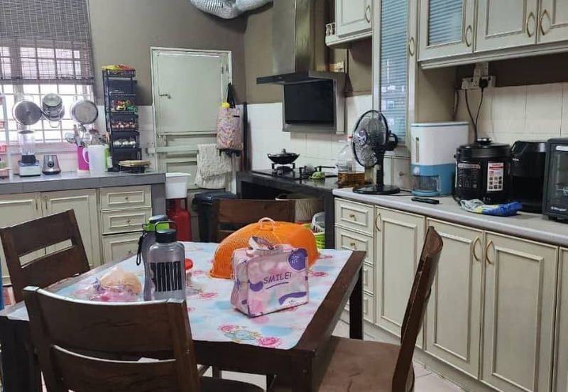 Pusat Bandar Putra Permai