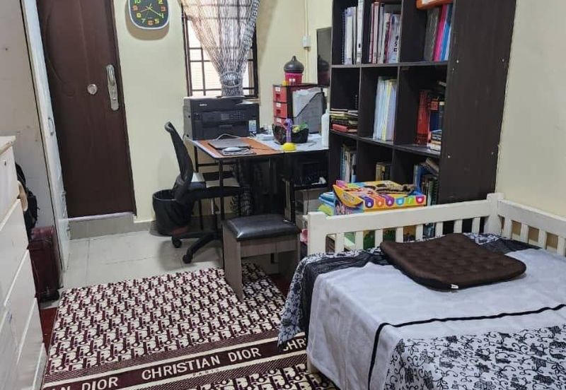 Pusat Bandar Putra Permai