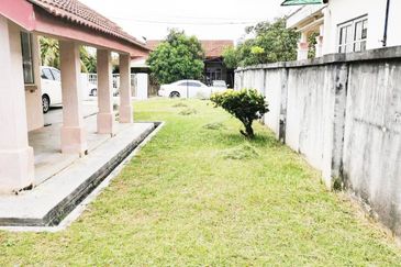 Desa Pinggiran Putra