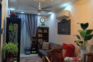 PR1MA Lakefront Homes