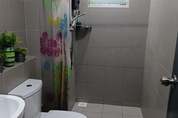 PR1MA Lakefront Homes