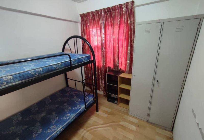 Pangsapuri Putra Harmoni, Precint 9