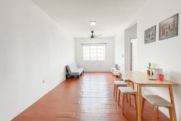 D'Kayangan Apartment @Setia Ecohill