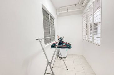 D'Kayangan Apartment @Setia Ecohill