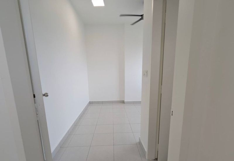 The Residence 1 @ Tiara South