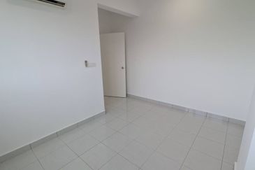 The Residence 1 @ Tiara South