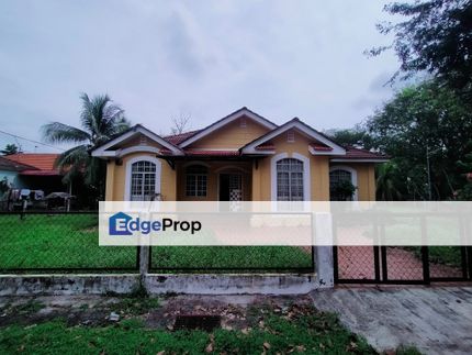 Lake View Single Storey Bungalow at Pantai Sepang Putra, Sepang, Selangor, Sungai Pelek