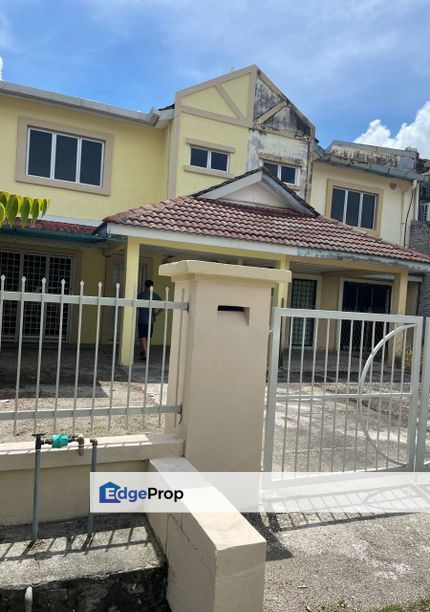 New Refurbished Double Storey Desa Casuarina Nilai N9, Negeri Sembilan, Nilai