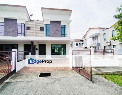 END LOT FACING OPEN 2-Storey Terrace Saujana KLIA 4R4B, Selangor, Sepang