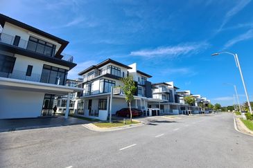 Senna Residence Presint 12