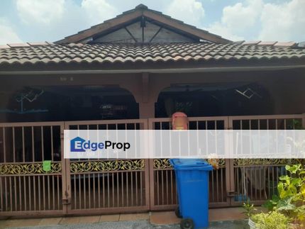 Renovated Single Storey Teres Setingkat Seksyen 24 Shah Alam, Selangor, Shah Alam