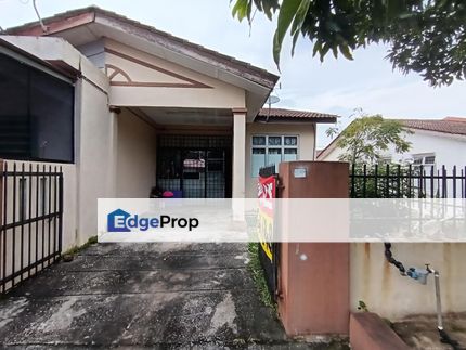 END LOT Single Storey Taman Seroja Bandar Baru Salak Tinggi Sepang KLIA, Selangor, Sepang