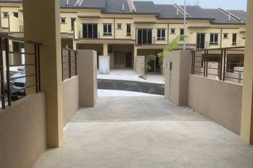 Bandar Baru Salak Tinggi