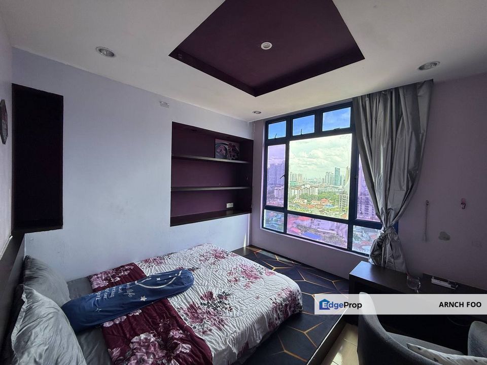 Corner Aster Court apartment, Johor, Johor Bahru