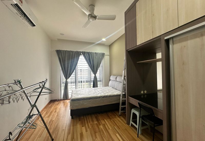 Senibong Cove Waterway Residences