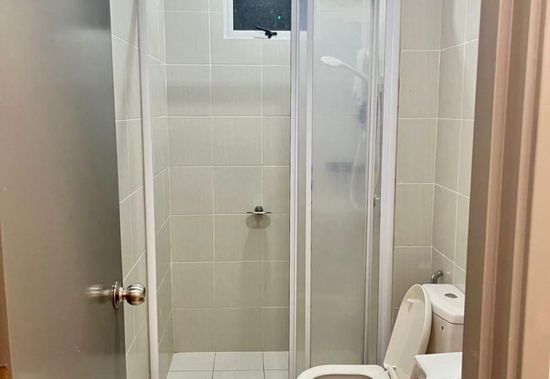 Meridin Bayvue Apartment