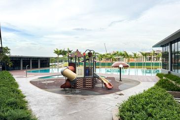 Aurora Resort Villas